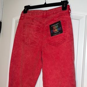 Hi-Rise Curvy Slim Straight Colors Celebrity Pink Jeans